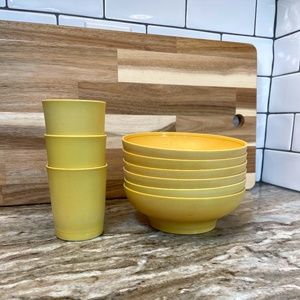 Set of 9 Tupperware 6 Golden Yellow Bowls #890 & 3 Golden Yellow Cups #1251